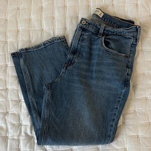 Abercrombie & Fitch Ankle Straight Ultra High Rise Jeans